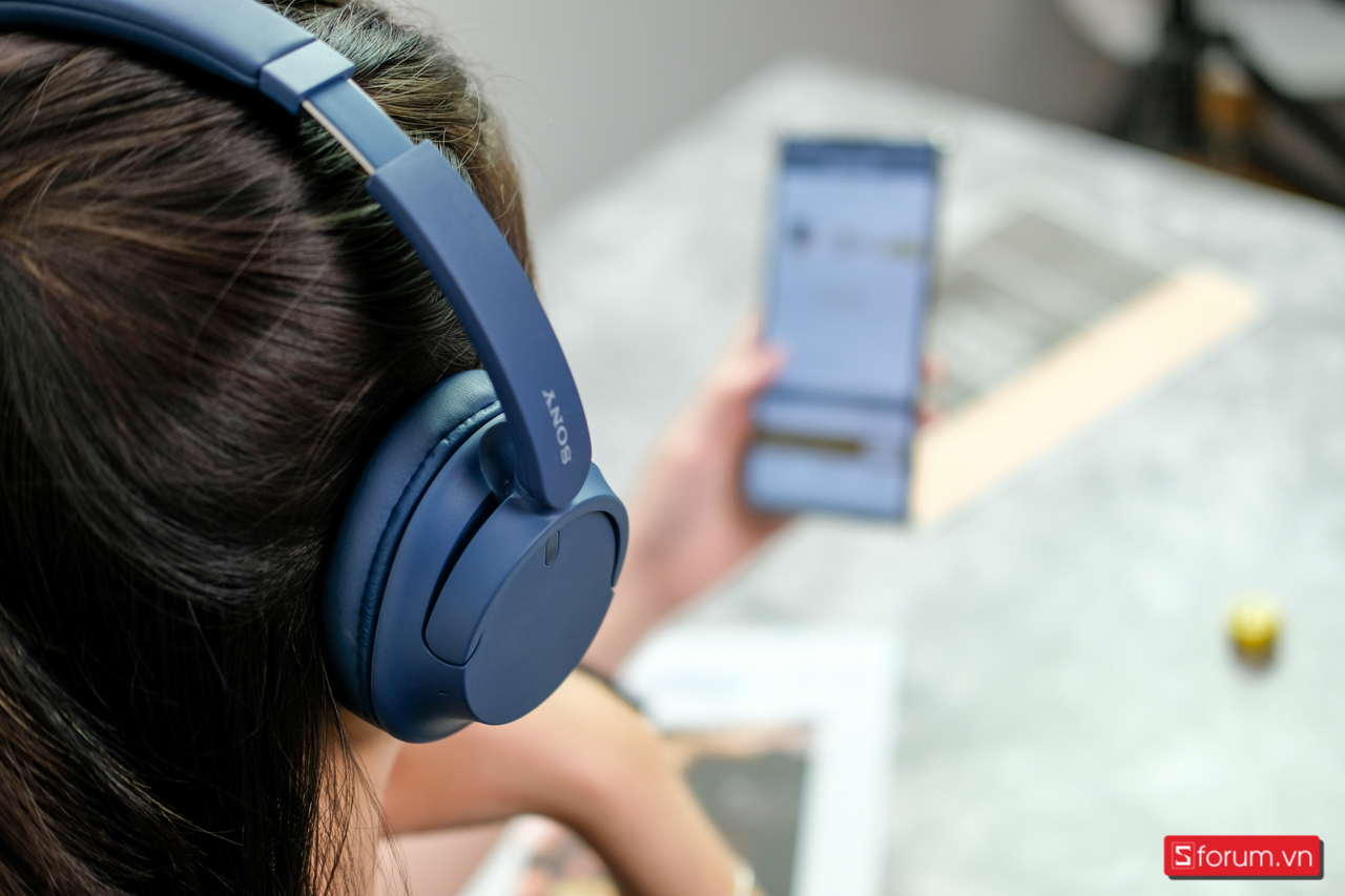 Sony-WH-CH720N