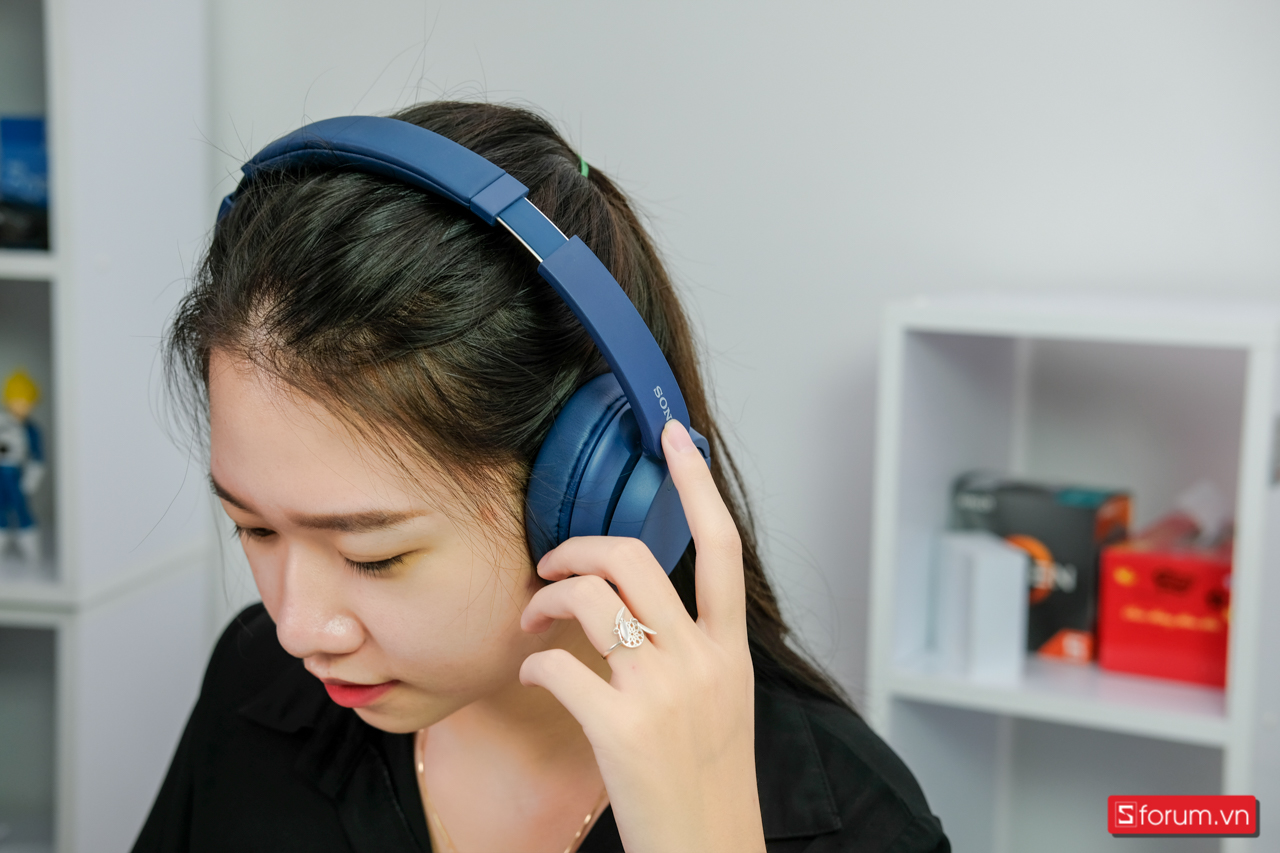 Sony WH CH720N