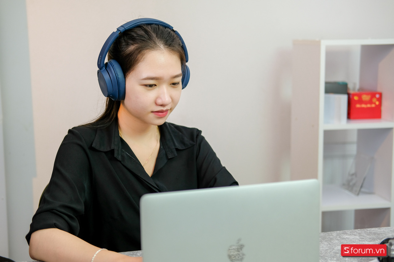 Sony WH-CH720N