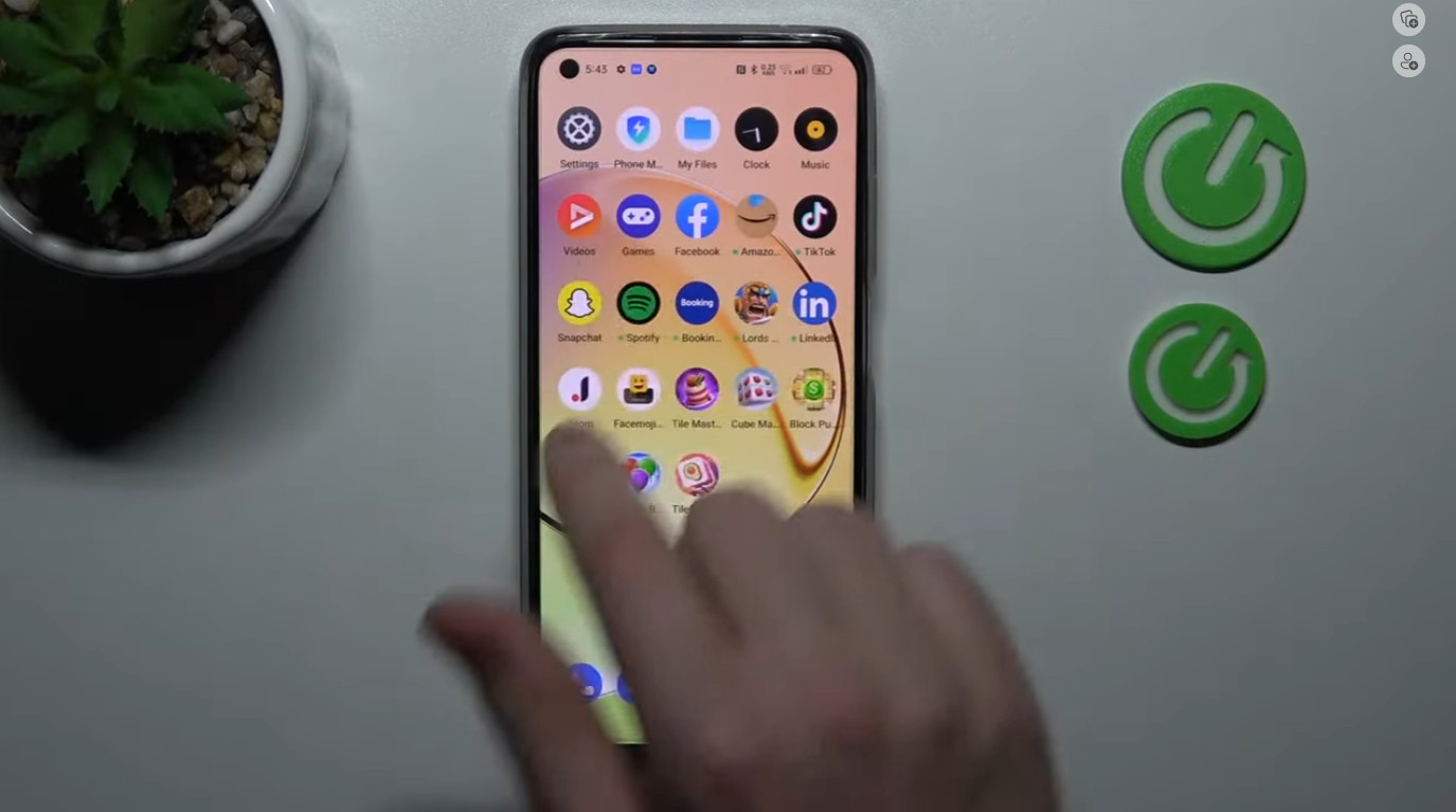 Cách ẩn ứng dụng trên Realme nhanh chóng bước 1