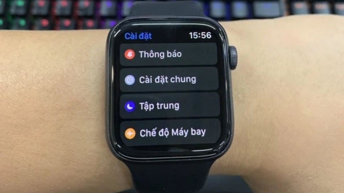 Bước 1 của cách đeo Apple Watch: Truy cập vào