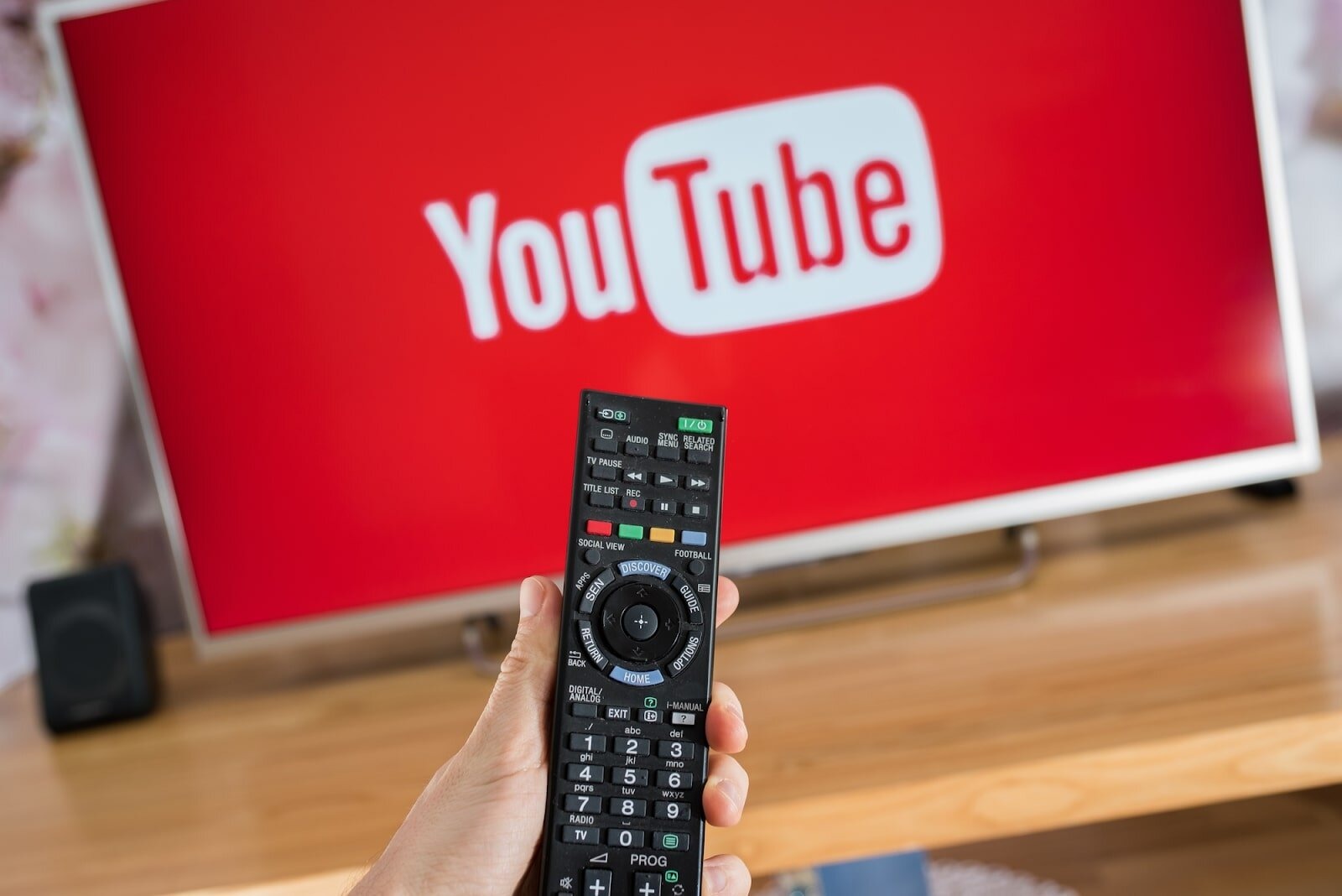 Lỗi không vào được Youtube trên tivi Samsung là do đâu?