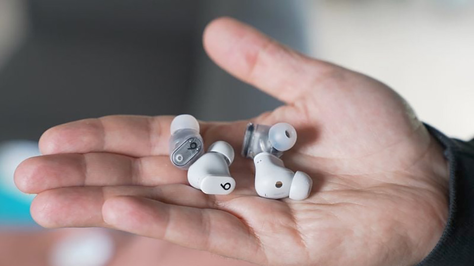 Beats Studio Buds+ đi kèm nhiều cải tiến hấp dẫn