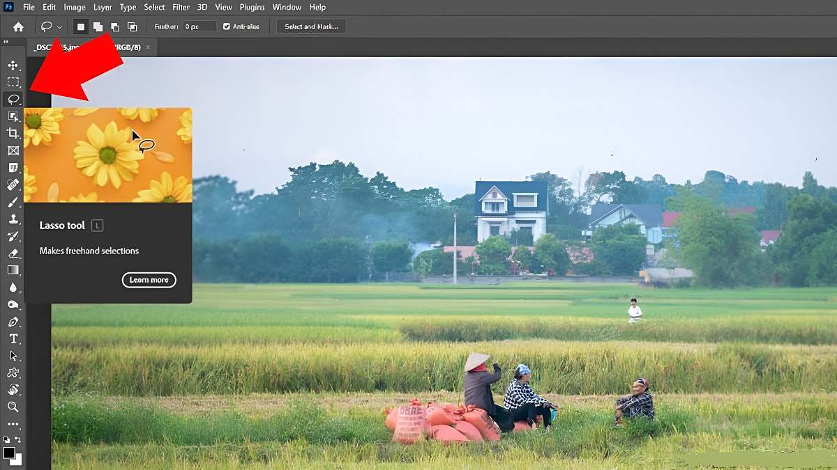 Cách xóa người trong ảnh bằng Photoshop bước 1
