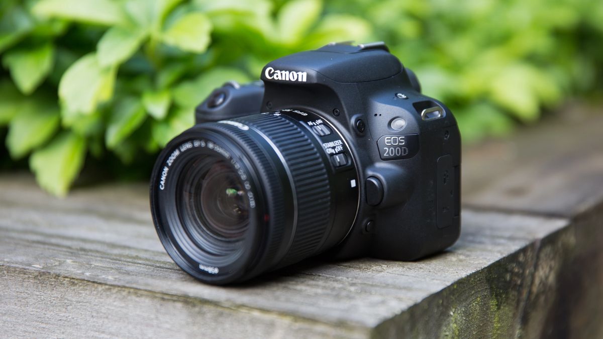 Máy ảnh canon cho người mới bắt đầu - Canon EOS 200D