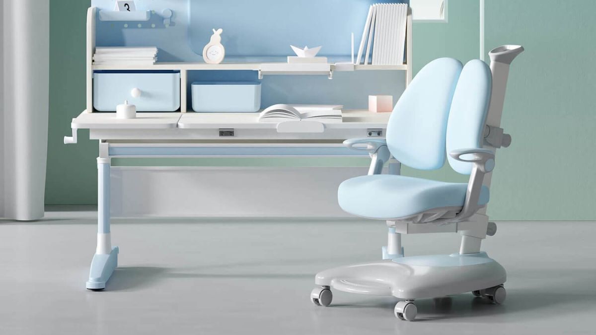 Review ghế chống gù giúp bảo vệ lưng và cột sống cho bé