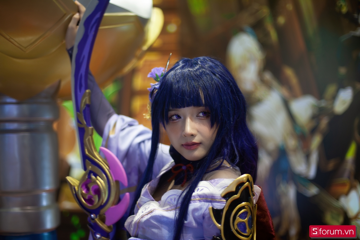 Đồng hành cùng game thủ chính là Gaming Phone thế hệ mới nhất của ASUS và game thủ có thể dễ dàng cảm nhận được khả năng