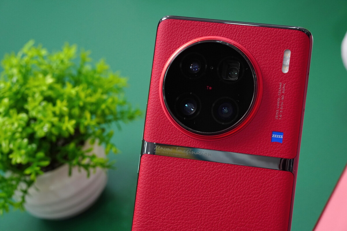 Camera 1