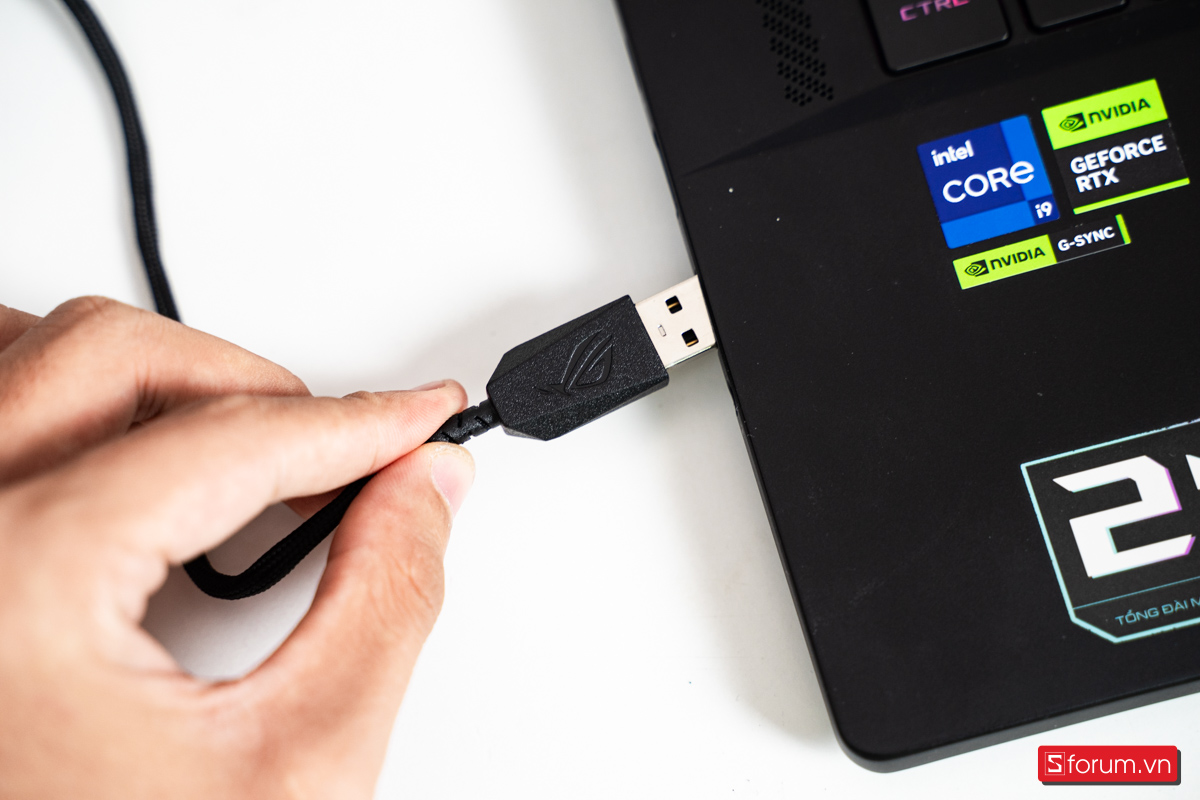 ROG Strix Impact III