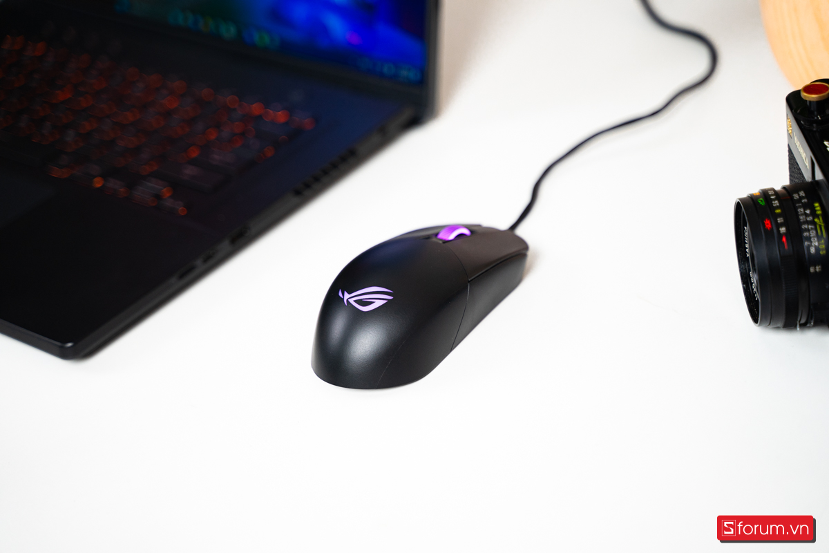 ROG Strix Impact III