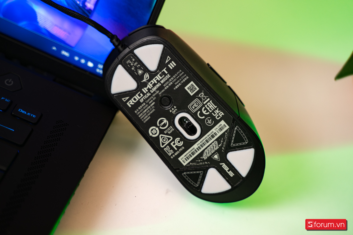 ROG Strix Impact III