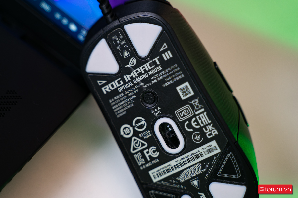 ROG Strix Impact III