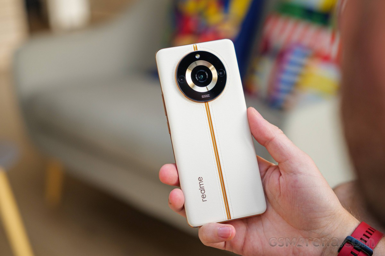 Thiết kế cụm camera của realme 11 Pro Plus