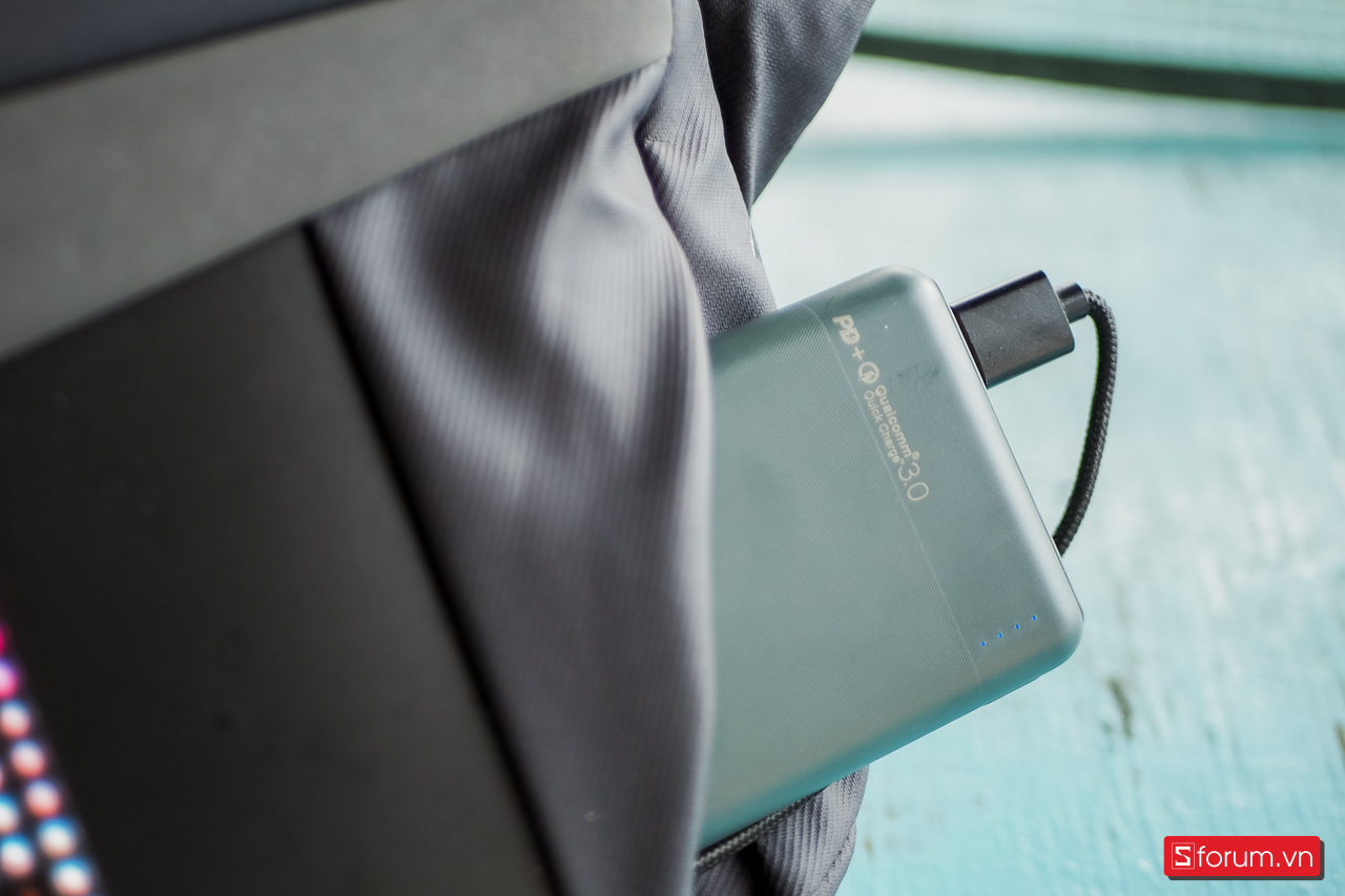 Sạc dự phòng Vivan 10000mAh