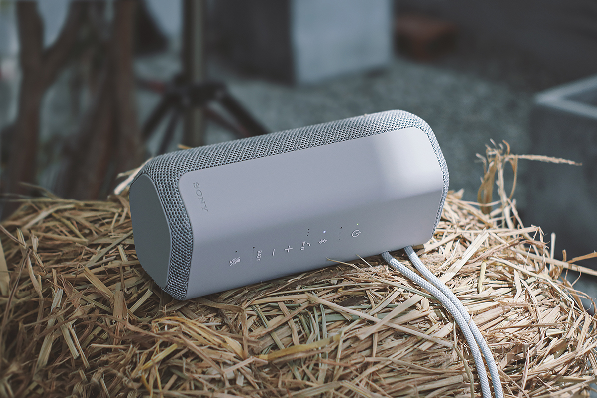 CellphoneS đang giảm giá hấp dẫn bộ đôi loa di động Sony