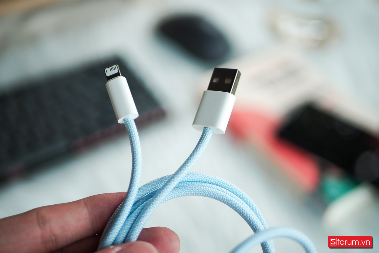Cáp Baseus Dynamic USB-A to lightning 2M