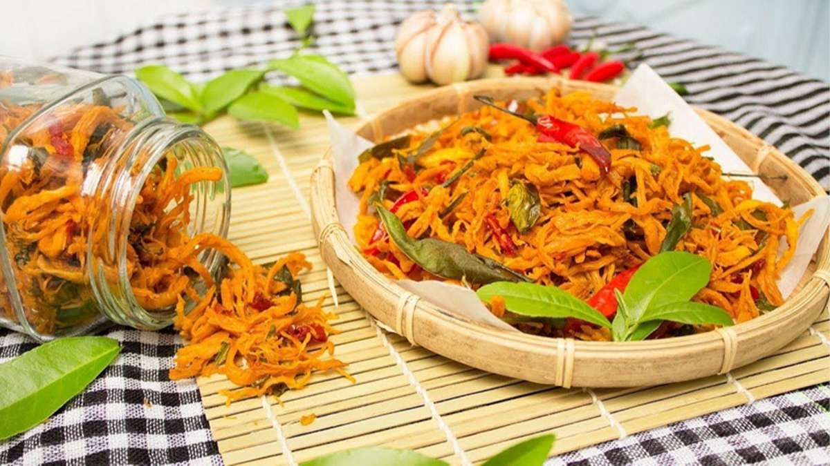Hướng dẫn cách làm khô gà lá chanh bằng nồi chiên không dầu bước 7