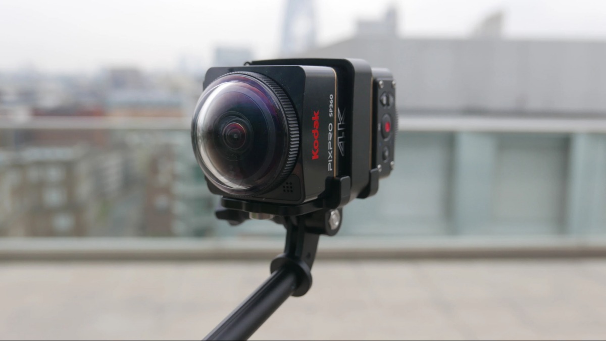 Máy ảnh 360 độ tốt được tin dùng nhất hiện nay là Kodak PixPro SP360 4K