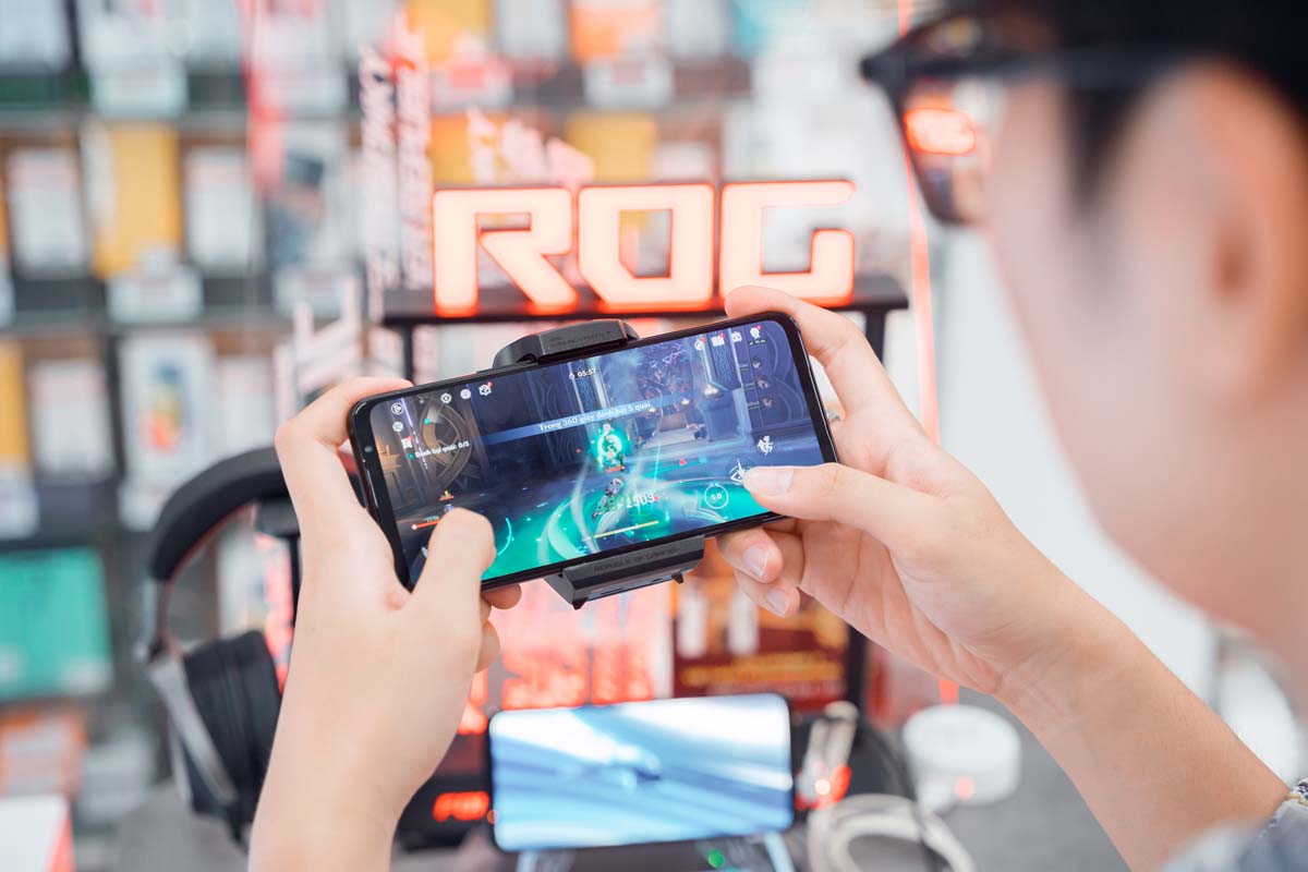 ASUS ROG Phone 7