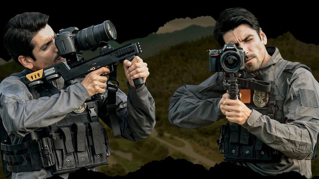 Vận hành StockCam thì lại khá đơn giản, người dùng chỉ cần đặt phần sau của phụ kiện vào vai và nhìn vào màn hình máy ảnh