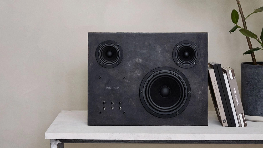 Loa Steel Speaker sở hữu công suất cực đại 140W