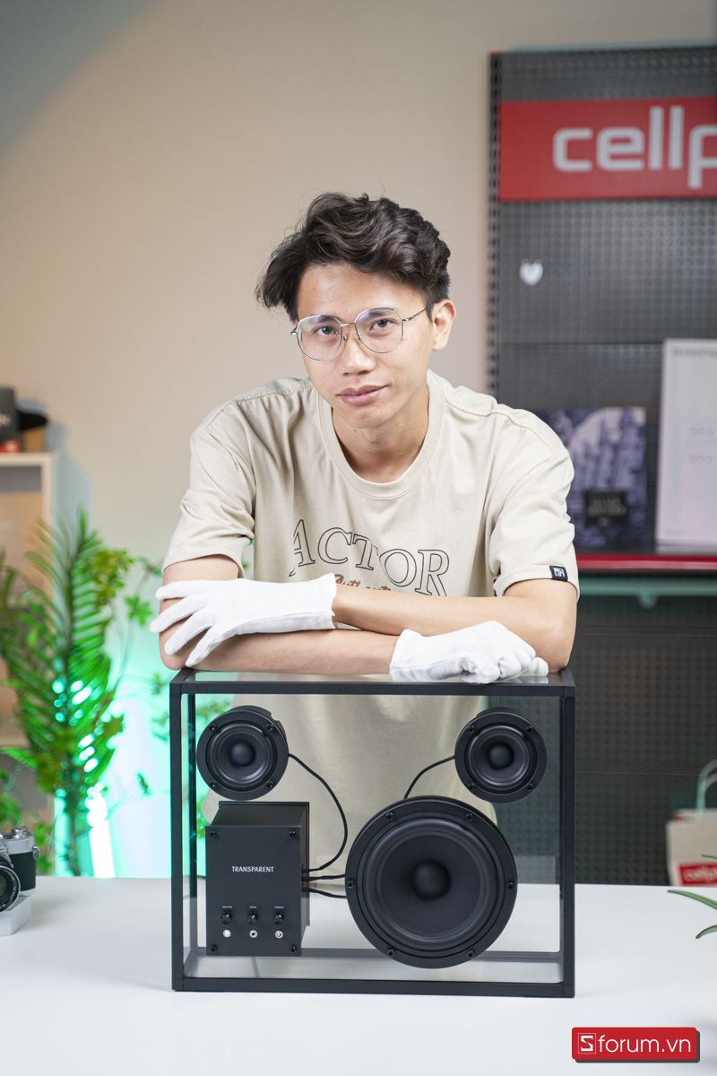 Transparent Speaker