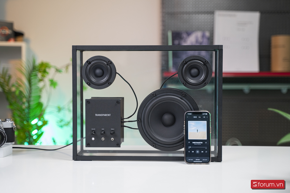 Transparent Speaker