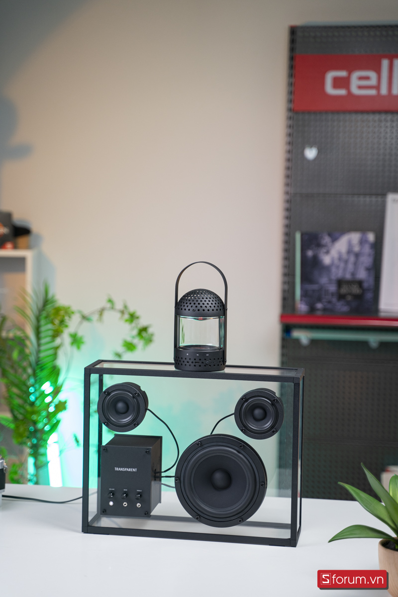 Transparent Speaker