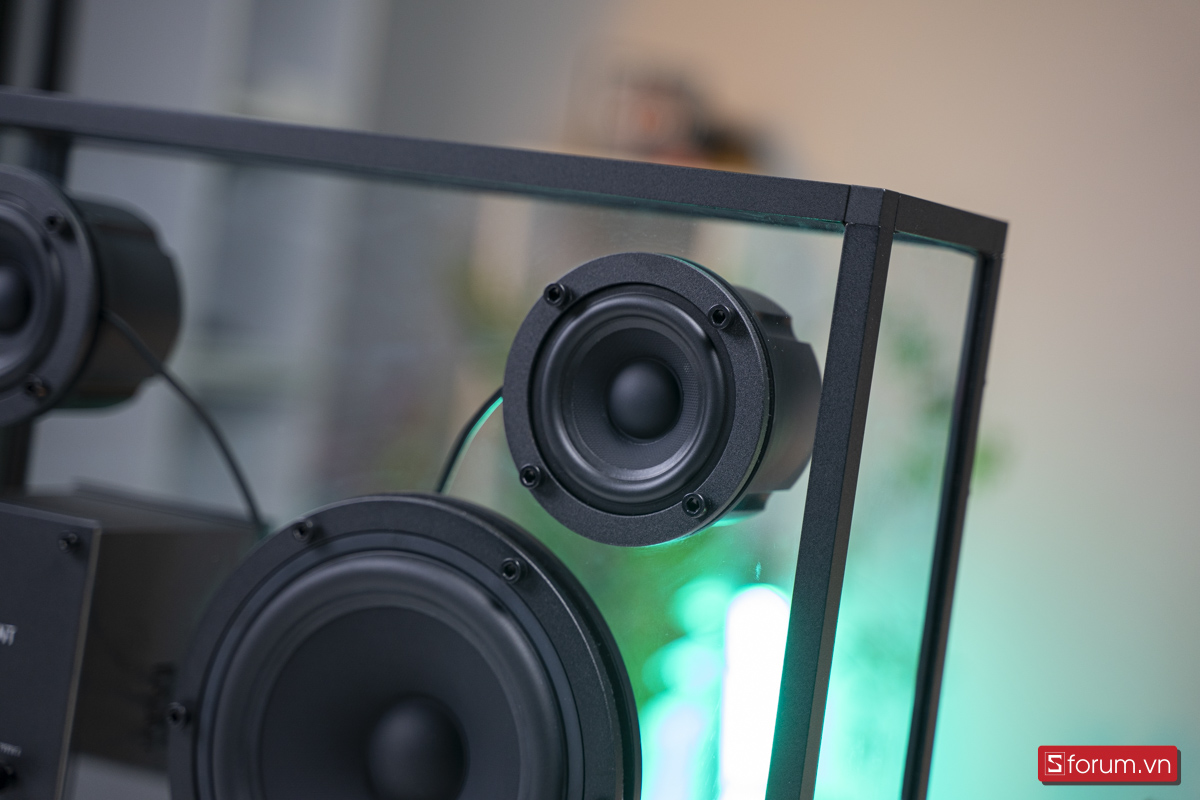 Transparent Speaker
