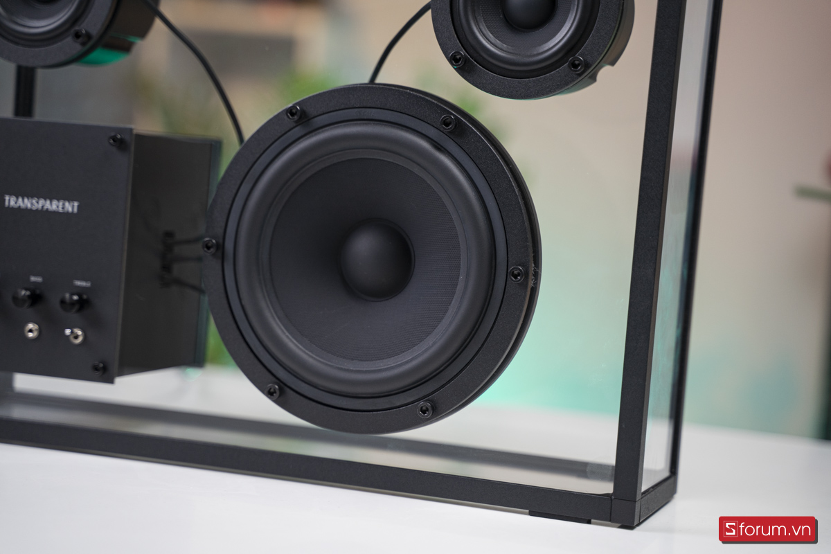 Transparent Speaker