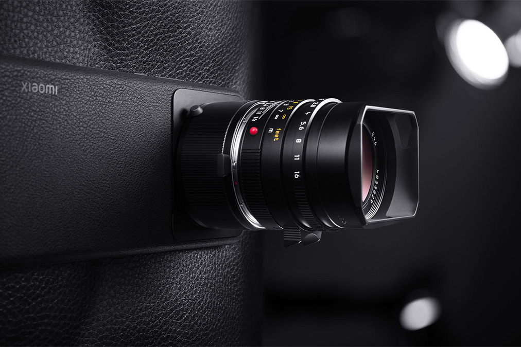 Xiaomi 12S Ultra Concept với phần ngàm được thiết kế để gắn thêm ống kính Leica cao cấp