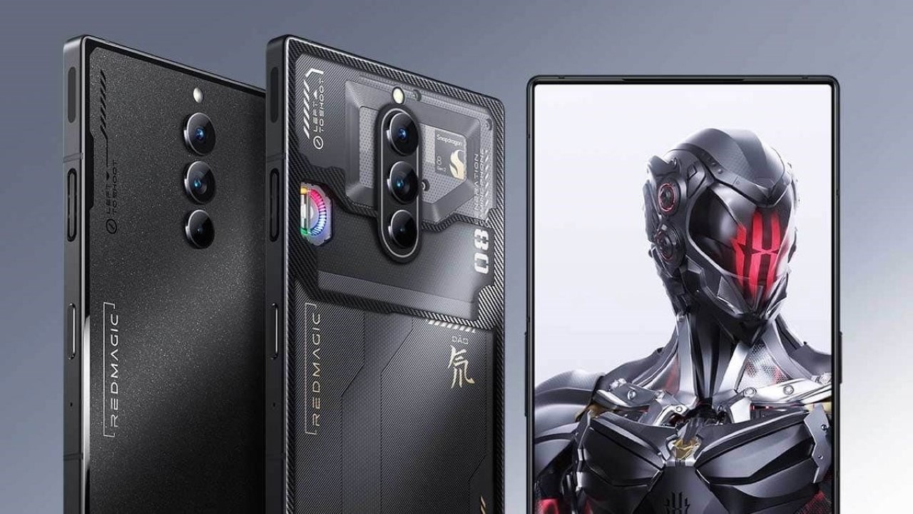 Red Magic 8S Pro được trang bị cả quạt tản nhiệt bên trong thân máy