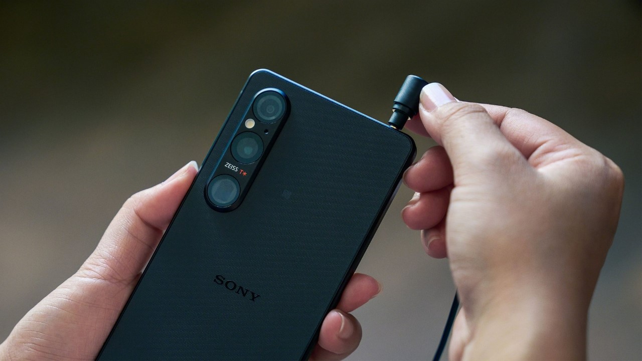 Xperia 1V - Chiếc smartphone không phải dành cho bạn