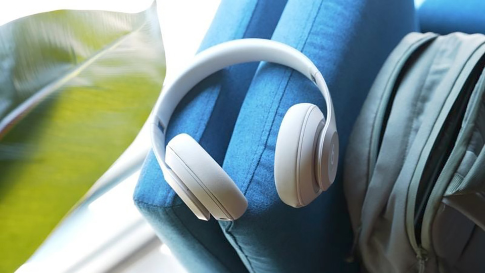 Beats Studio Pro ra mắt 