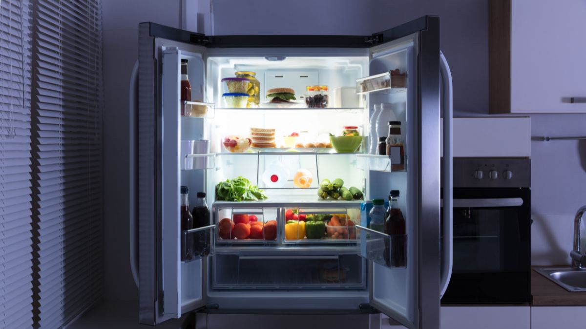Lưu ý khi thực hiện cách chỉnh nhiệt độ tủ lạnh Toshiba là điều chỉnh nhiệt độ tủ lạnh theo thời tiết