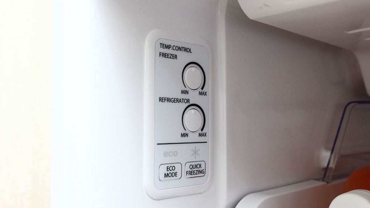 Hướng dẫn cách chỉnh nhiệt độ tủ lạnh Toshiba đúng cách nhất