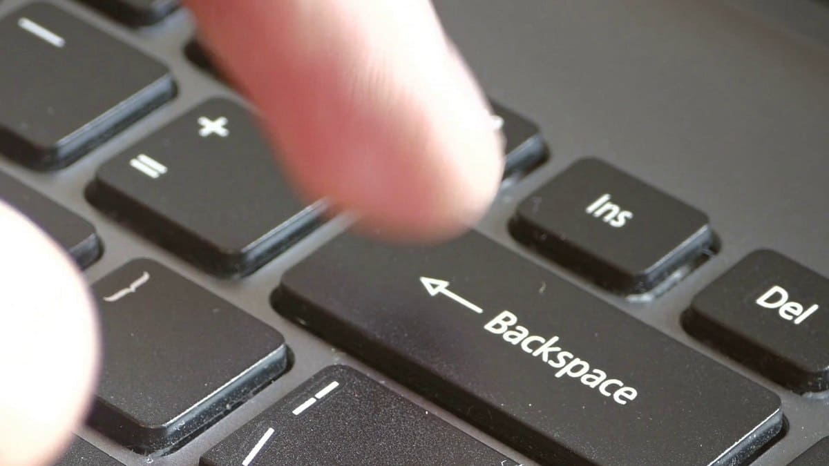 Cách xóa bỏ dòng kẻ ngang đã tạo trong Word bằng Tab