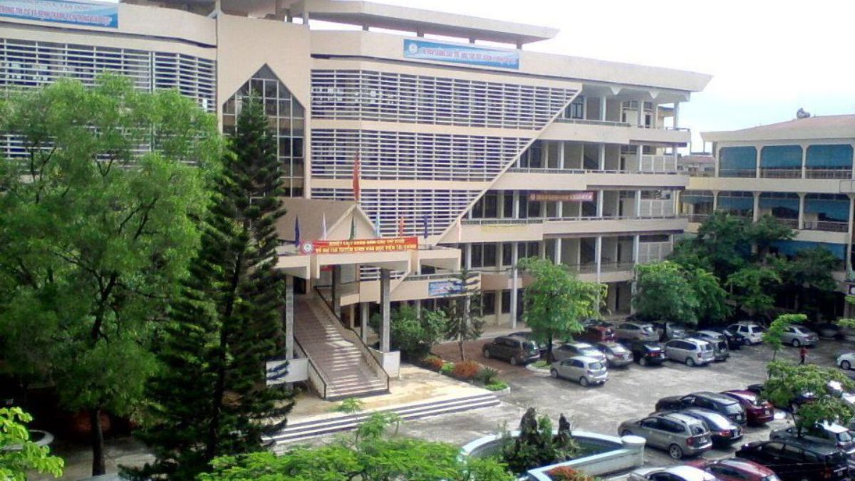 Học Viện Tài Chính