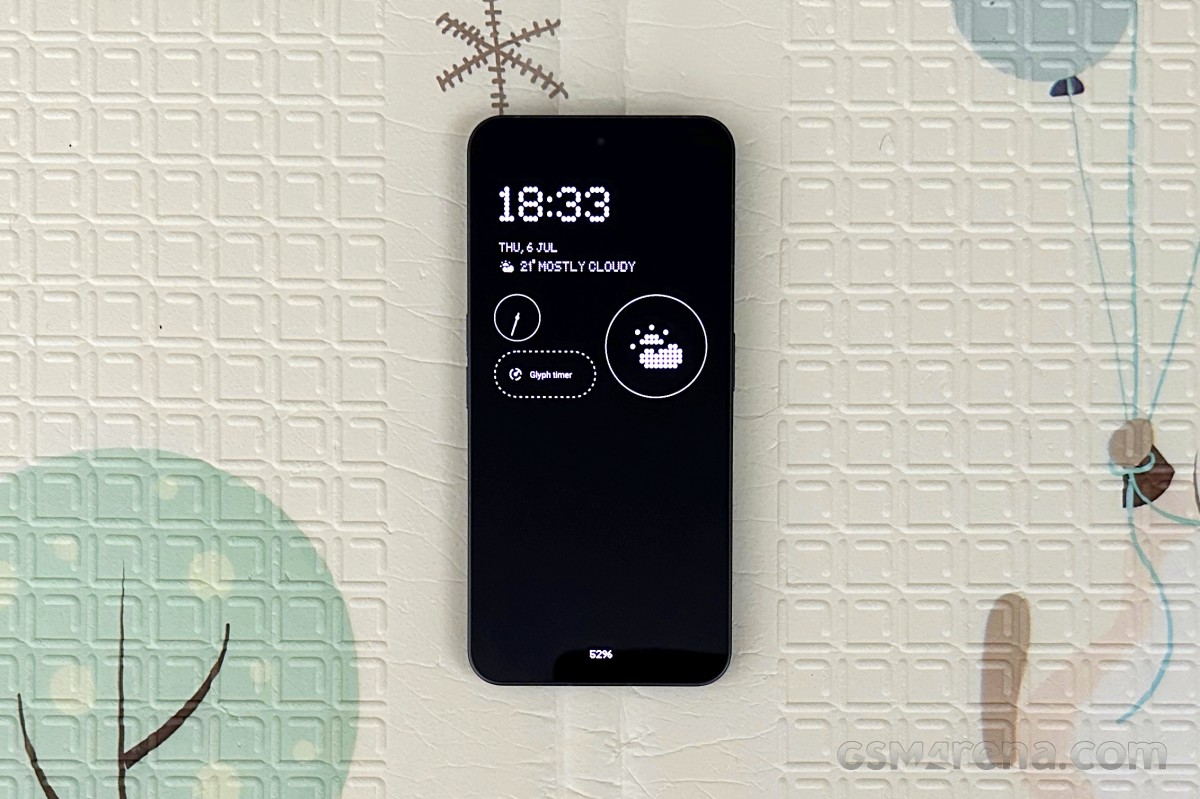 Nothing Phone (2)
