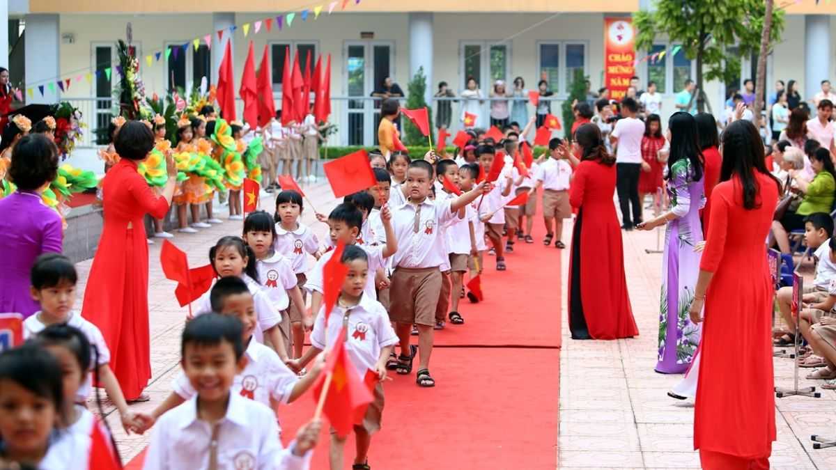 Tổng hợp một số hình ảnh khai giảng năm học mới