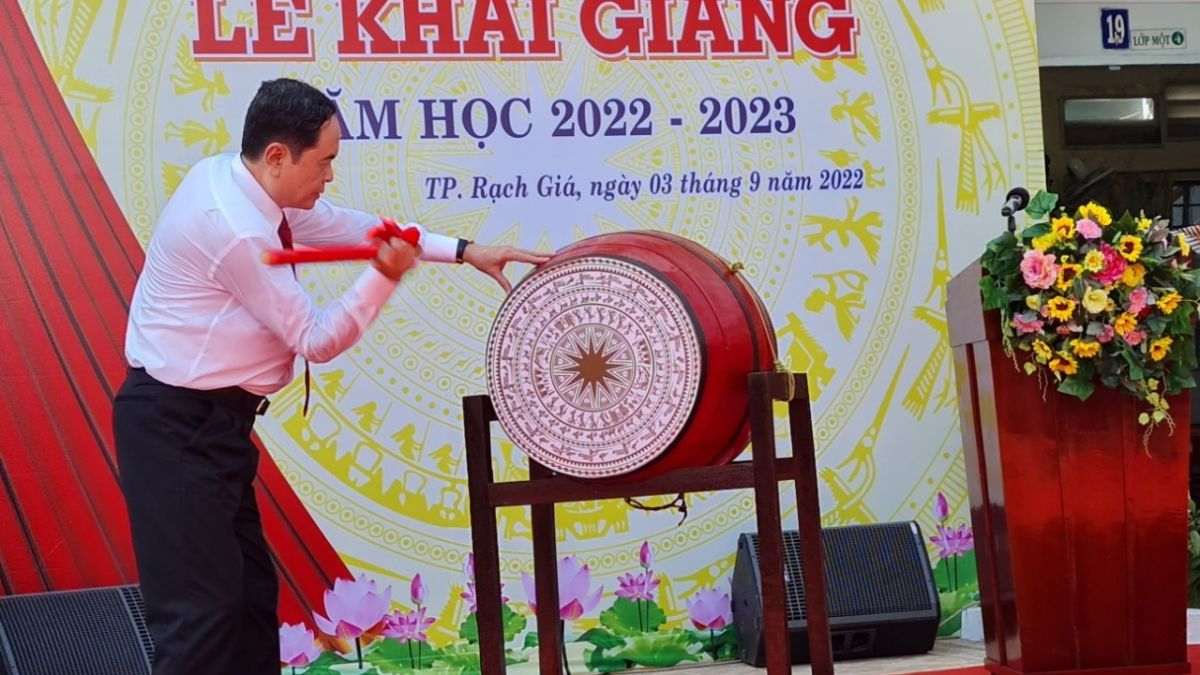 Tổng hợp một số hình ảnh khai giảng năm học mới