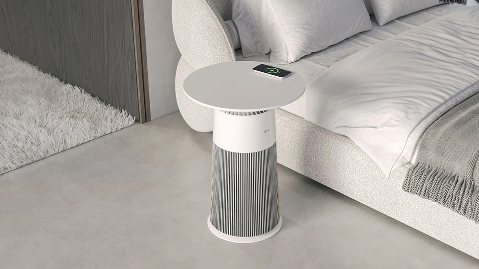 Bạn có thể tận dụng LG Puricare Aero Furniture như một kệ đầu giường trong phòng ngủ