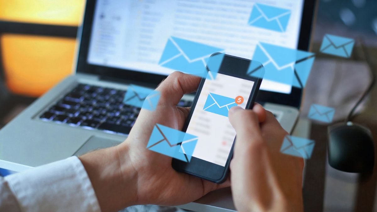 Dịch vụ chat, emailcủa Smartphone 