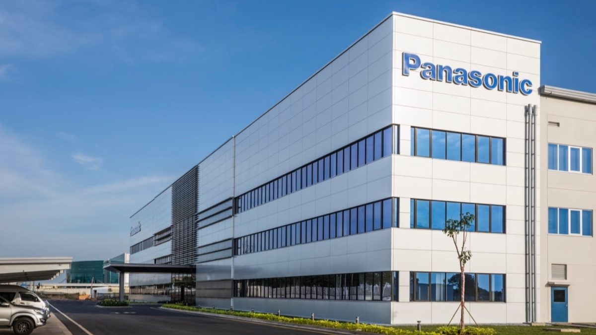 Xuất xứ, thương hiệu tủ lạnh Panasonic khi so sánh Hitachi và Panasonic