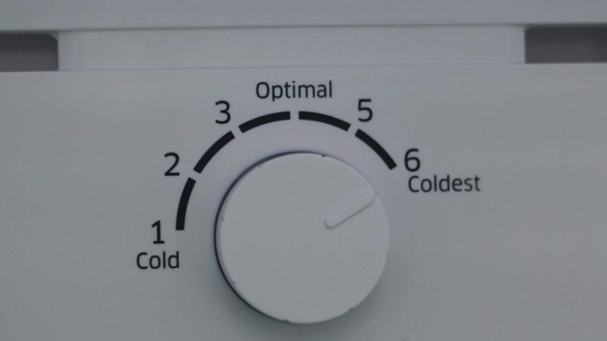 Nguyên nhân và cách khắc phục tủ lạnh toshiba ngăn mát không lạnh do nhiệt độ không thích hợp khiến tủ lạnh ít lạnh