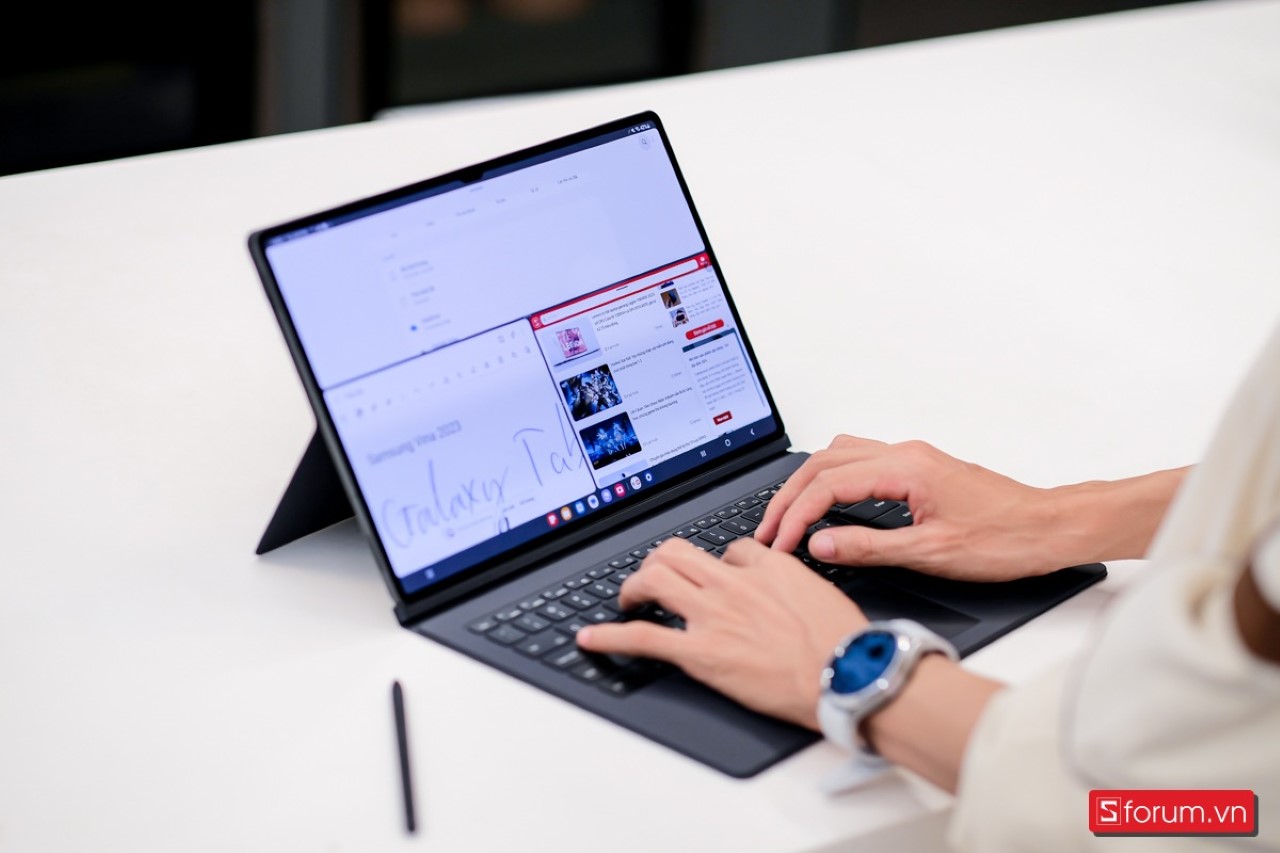 Chế độ Dex Mode của Samsung vẫn là điểm sáng hiếm hoi của máy tính bảng Android