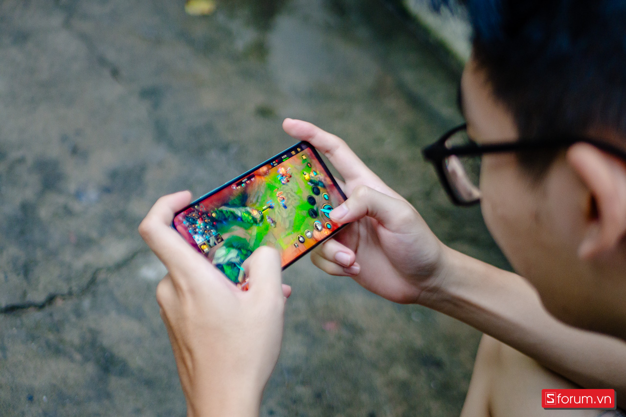 Chơi game tốc chiến