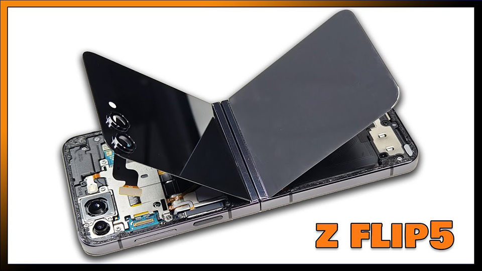 Mổ bụng Galaxy Z Flip5