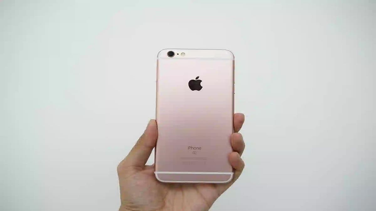 Nên mua điện thoại iPhone vì dễ thanh lý