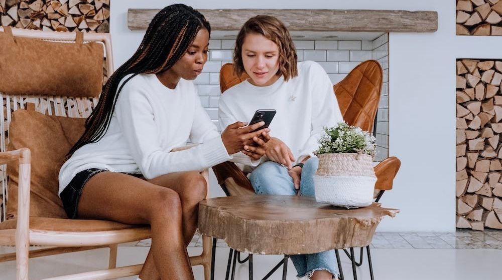 iOS không có tính năng chia sẻ ứng dụng